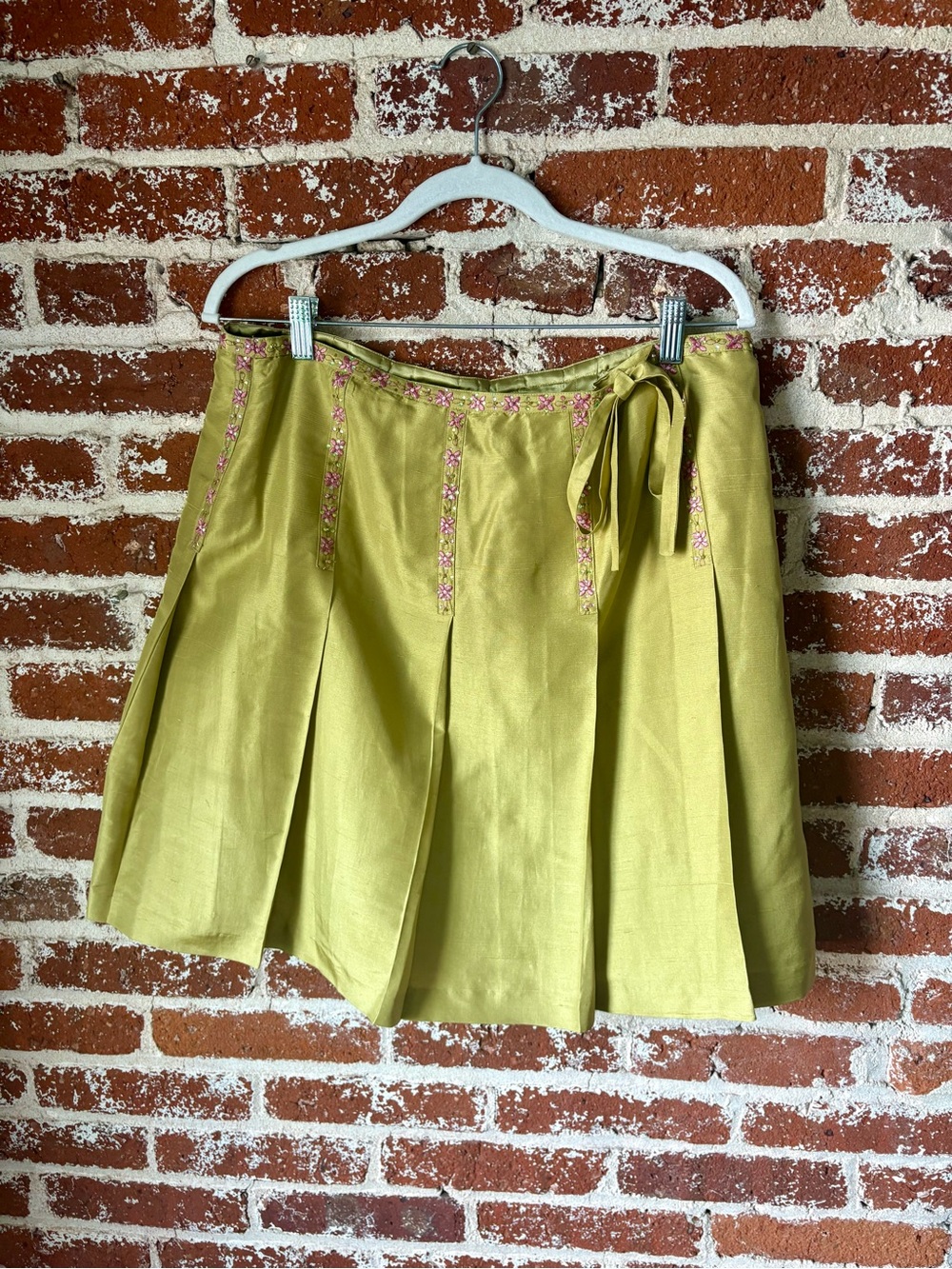 Y2K Whimsical Chartreuse Pleated Skirt